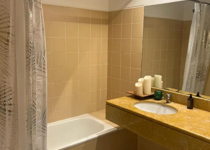 Rocha Mar 3m * Ribeira Brava